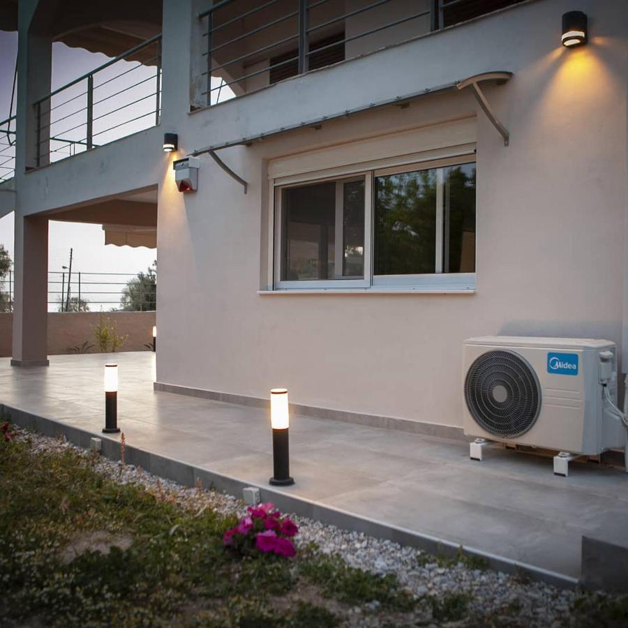 House On The Beach Salamís Exteriér fotografie